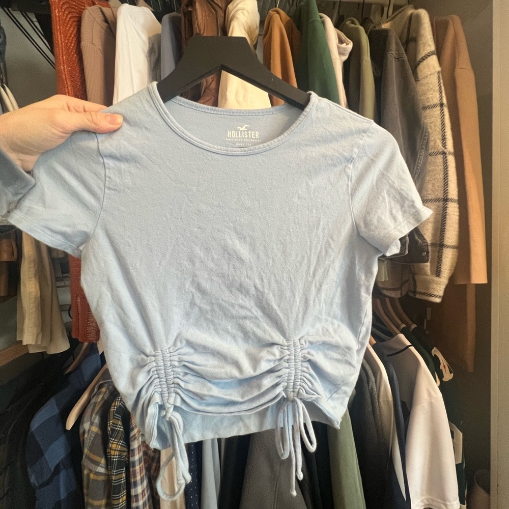 HOLLISTER BLUE SHORT SLEEVE